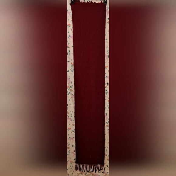 NWOT Valentino V Zone Red Wool & Cashmere Casual Prep Scarf Wrap w/ Fringe - Picture 6 of 8